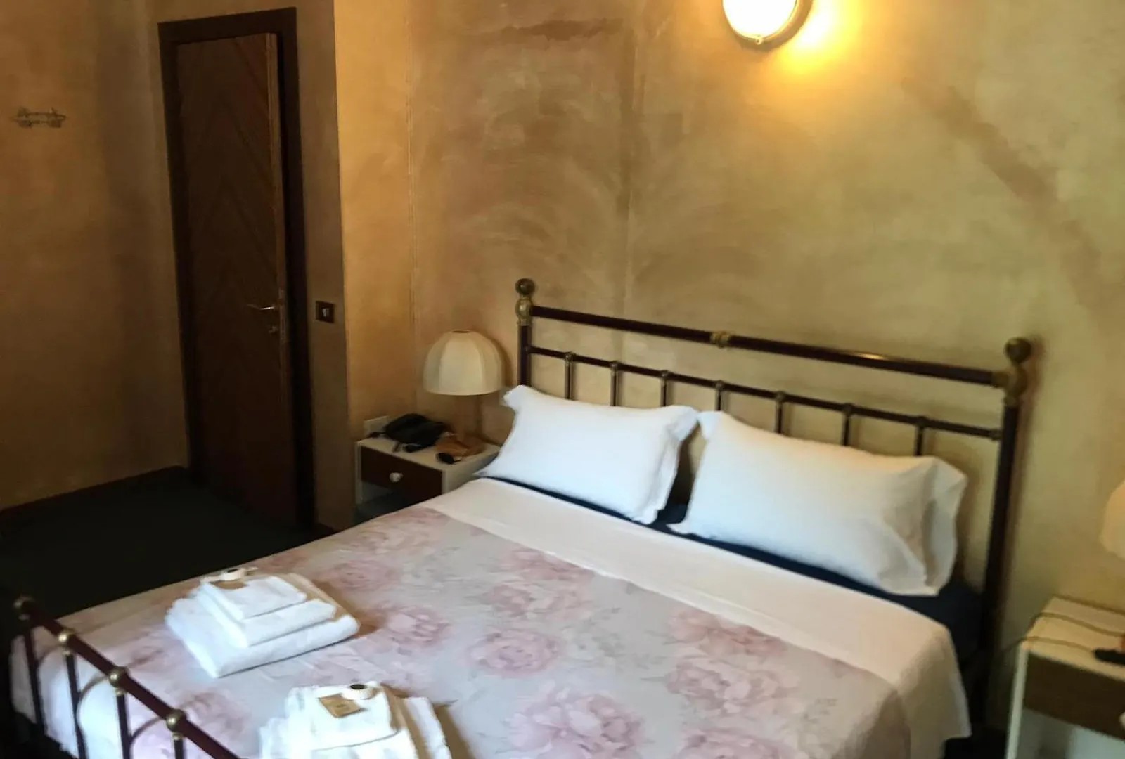 Mirabeau Hotel Bellagio Camera Economy Per Famiglie O Gruppi, Con 4 Posti Letto Magreglio Inn