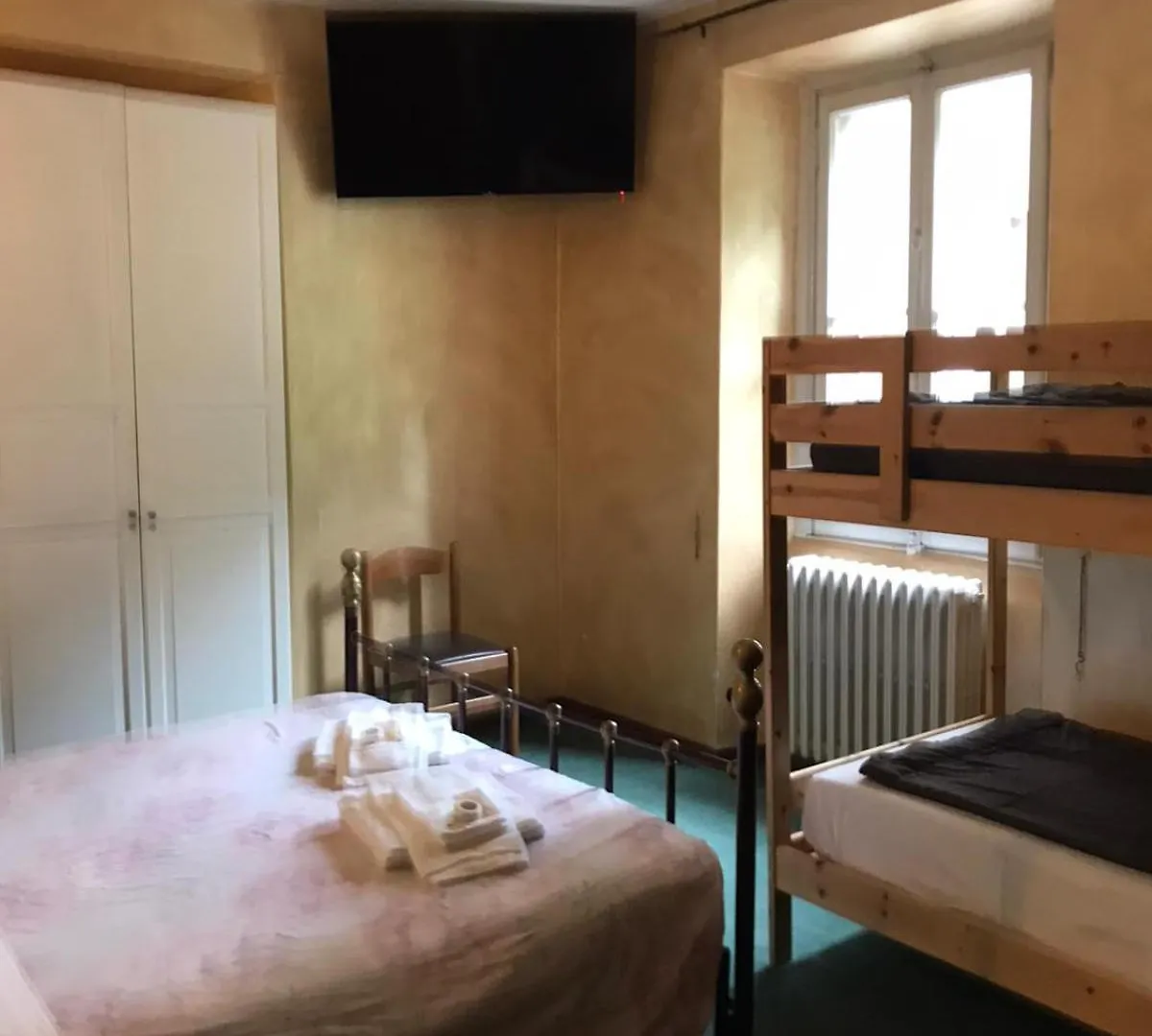 Mirabeau Hotel Bellagio Camera Economy Per Famiglie O Gruppi, Con 4 Posti Letto Magreglio Inn